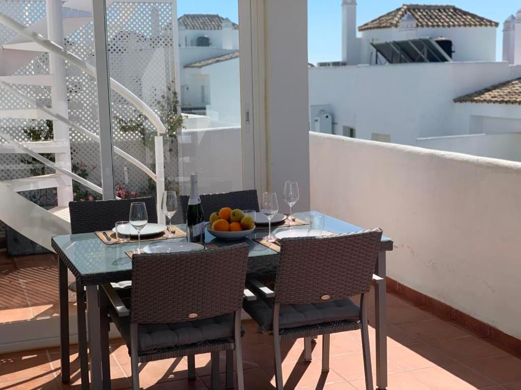 Atico Romano Estepona Luaran gambar